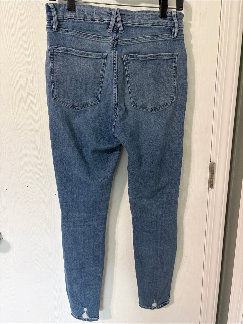 Good American Good Waist Light Wash Skinny Jeans Size 30 - Picture 5 of 9